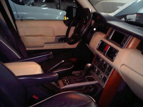 [صورة مرفقة: Range-Rover-2004.jpg]